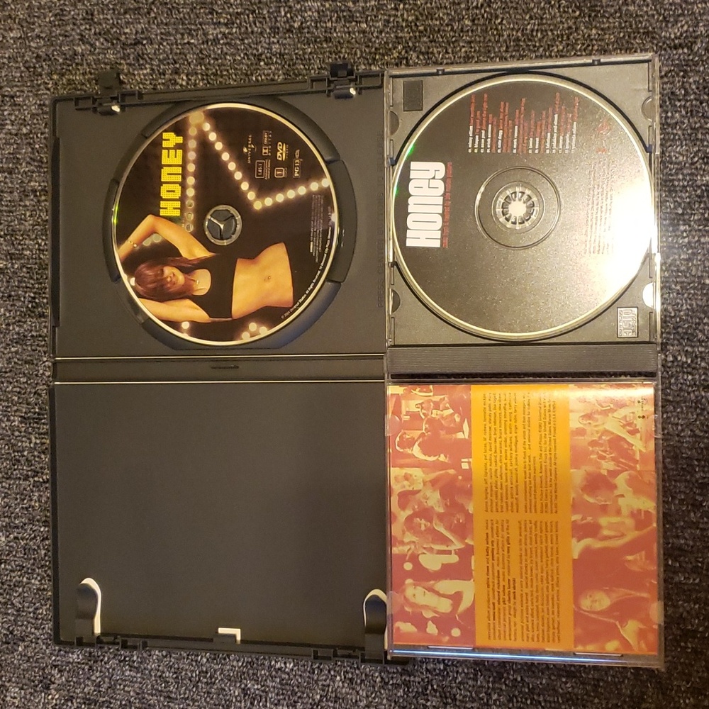 Multiple DVD's - Picture 2 of 9